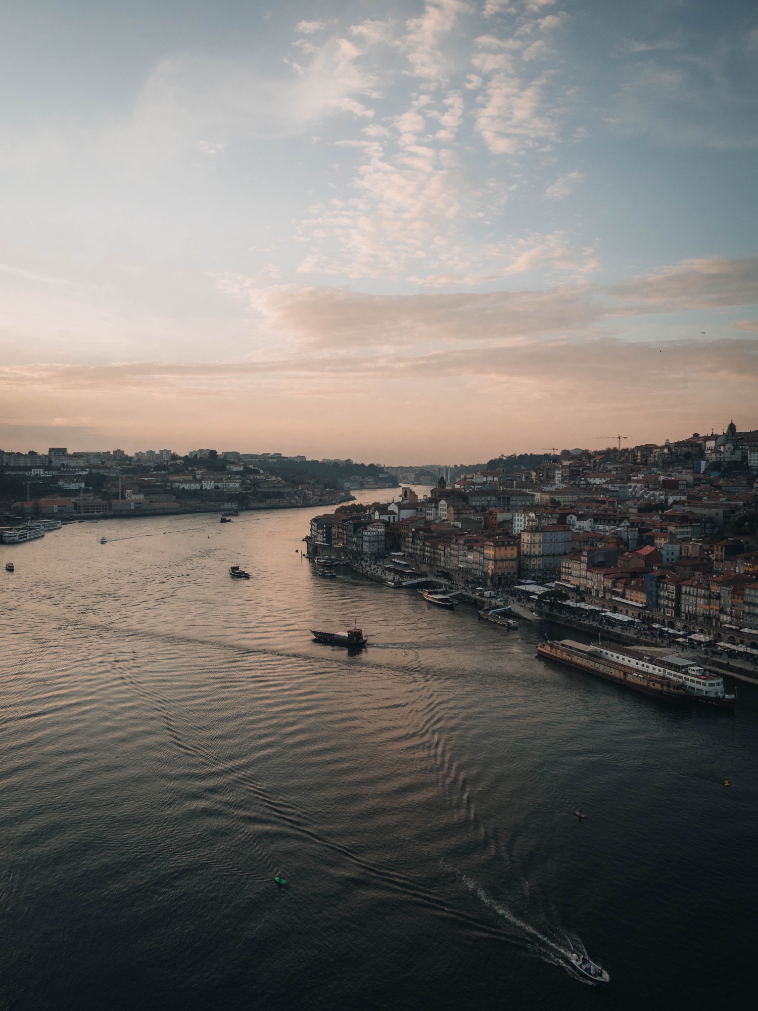 Wild Rosemarys - Voyage Portugal à Porto hiver - coucher de soleil vue sur la Douro
